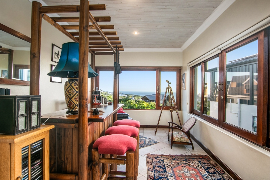 4 Bedroom Property for Sale in Cola Beach Western Cape